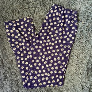 Soft & comfy sunflower lounge pants